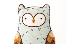 Load image into Gallery viewer, Horned Owl - Embroidery Kit (Level 2)