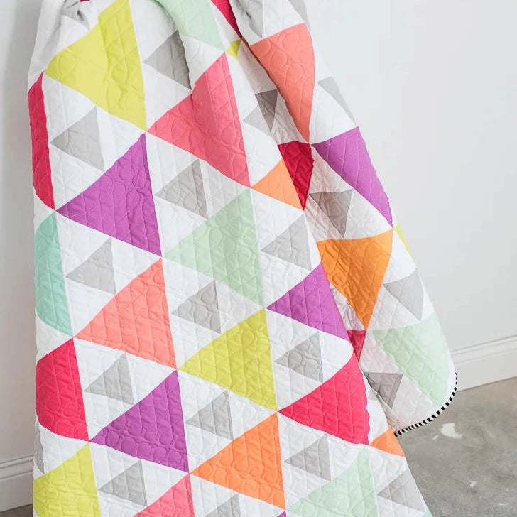 NEW! 'Make of The Month Club': Triangle Peaks Quilt by Quilty Love (Advanced Beginner)
