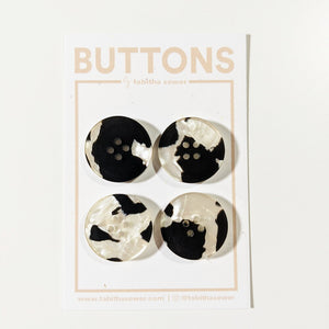 Jasper Circle Button - Black & White Pearl - Large - 4 pack