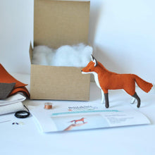 Load image into Gallery viewer, FOX - DIY FELT SEWING KIT