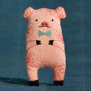 Pig - Embroidery Kit (Level 1)