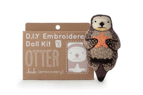 Otter - Embroidery Kit (Level 3)